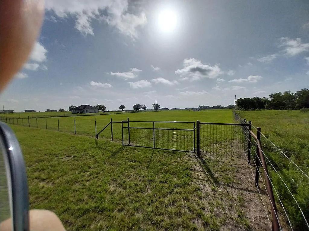 4622 County Road 429, Rockdale, TX 76567