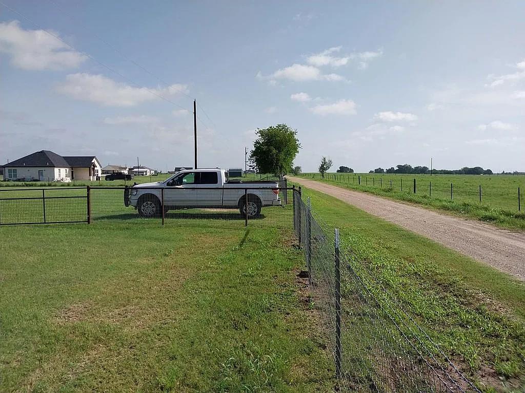 4622 County Road 429, Rockdale, TX 76567