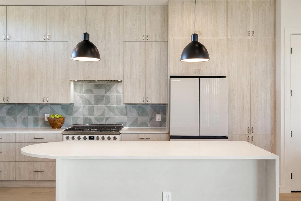 4707 Reyes St # 2, Austin, TX 78721