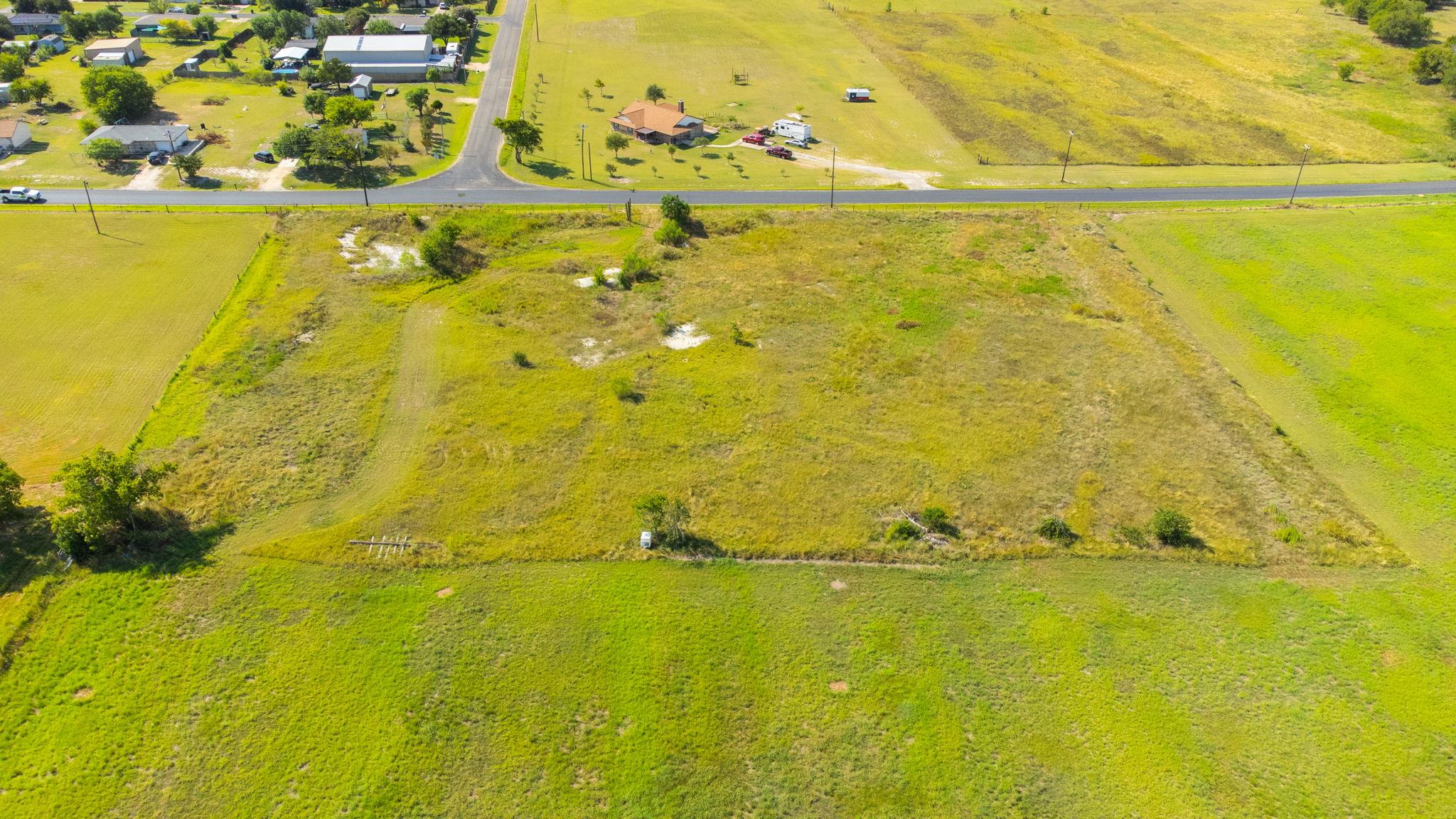 1499 CR 311 Dr, Jarrell, TX 76537