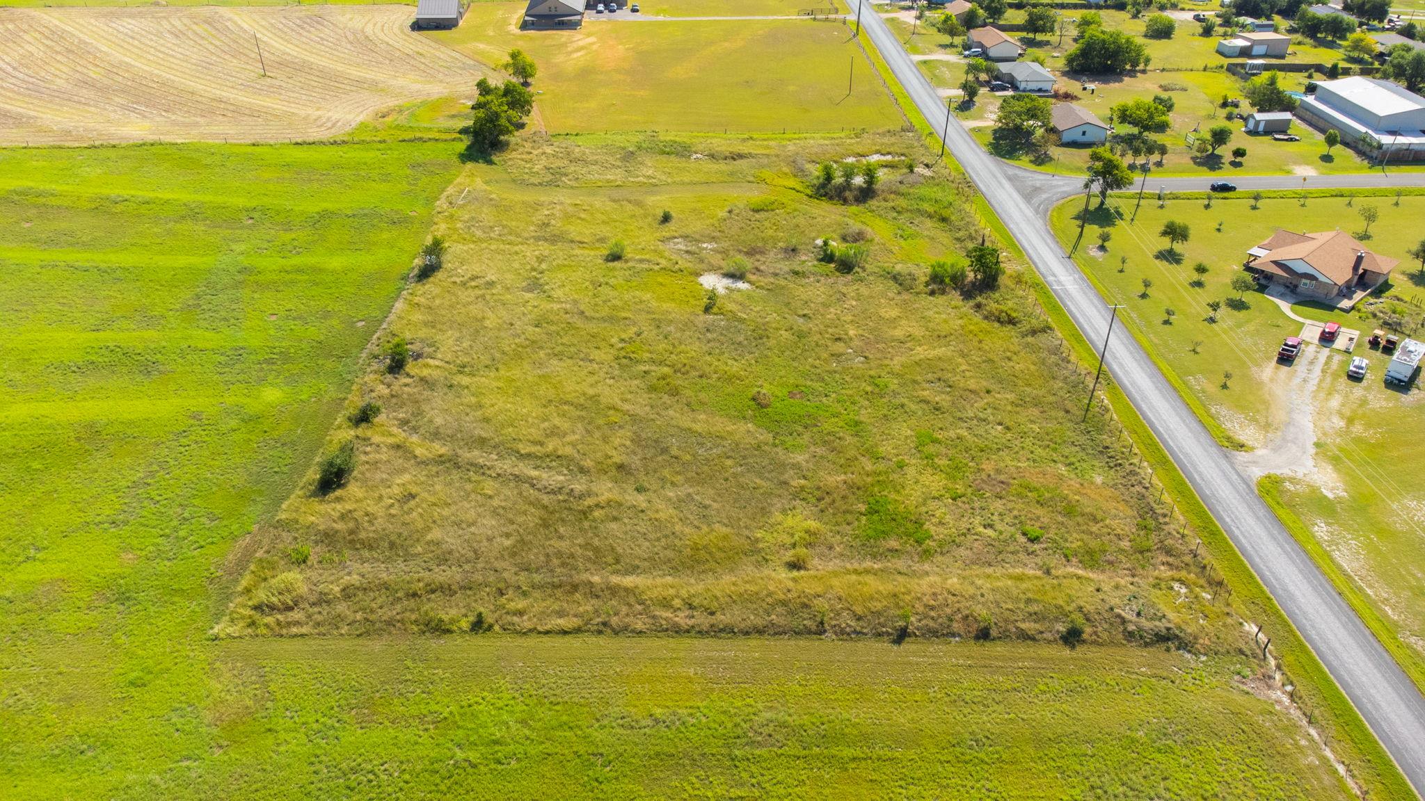 1499 CR 311 Dr, Jarrell, TX 76537