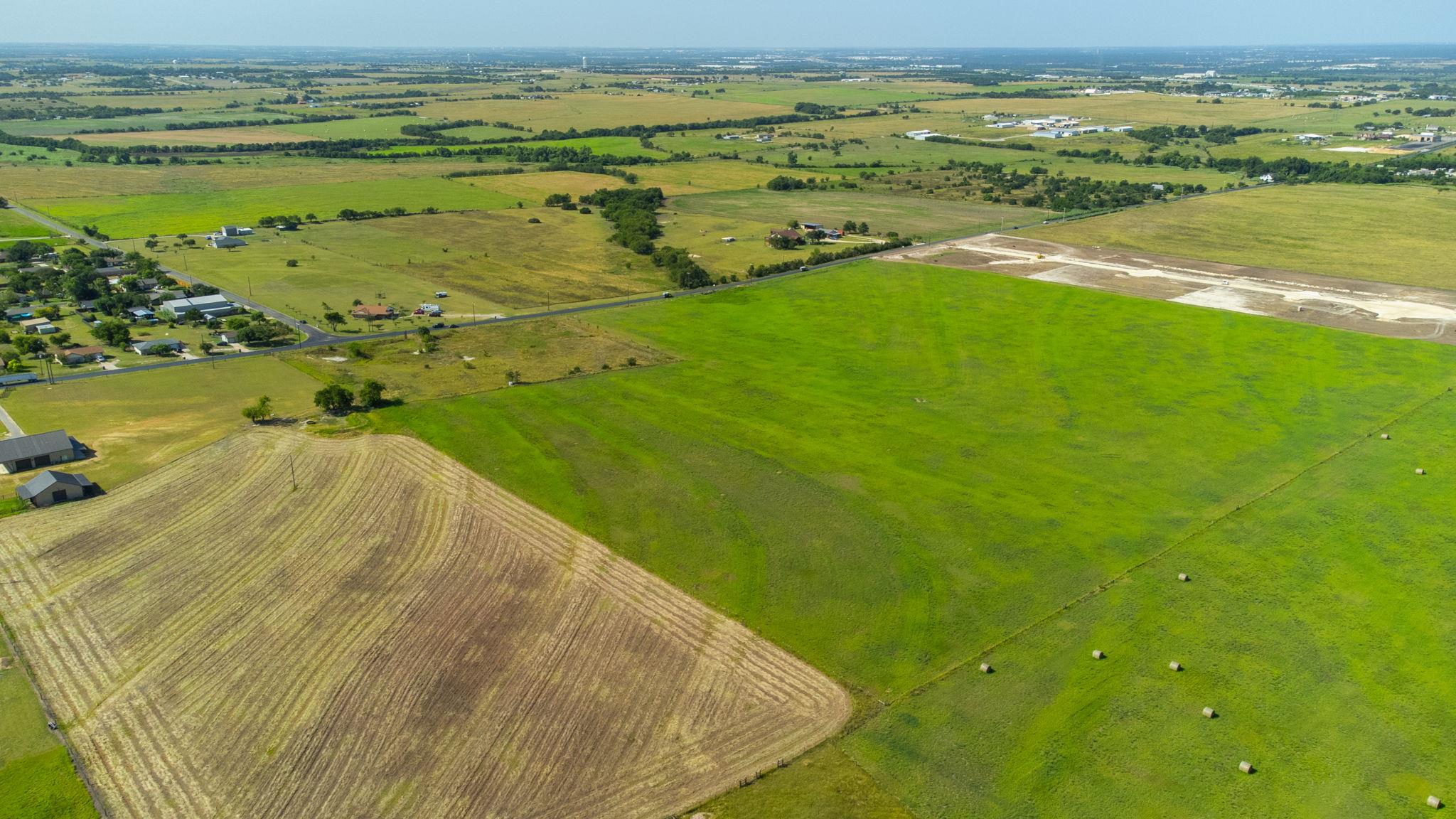 1499 CR 311 Dr, Jarrell, TX 76537