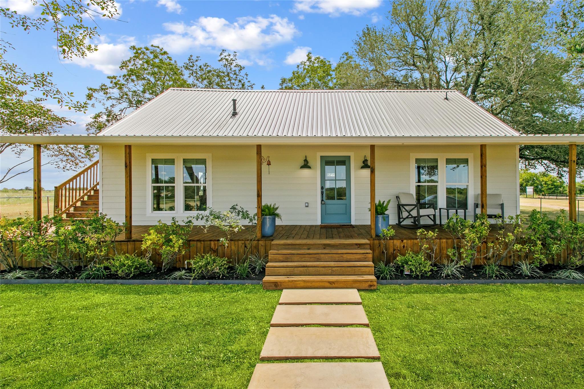 523 E Farm Market 1291, Round Top, TX 78954