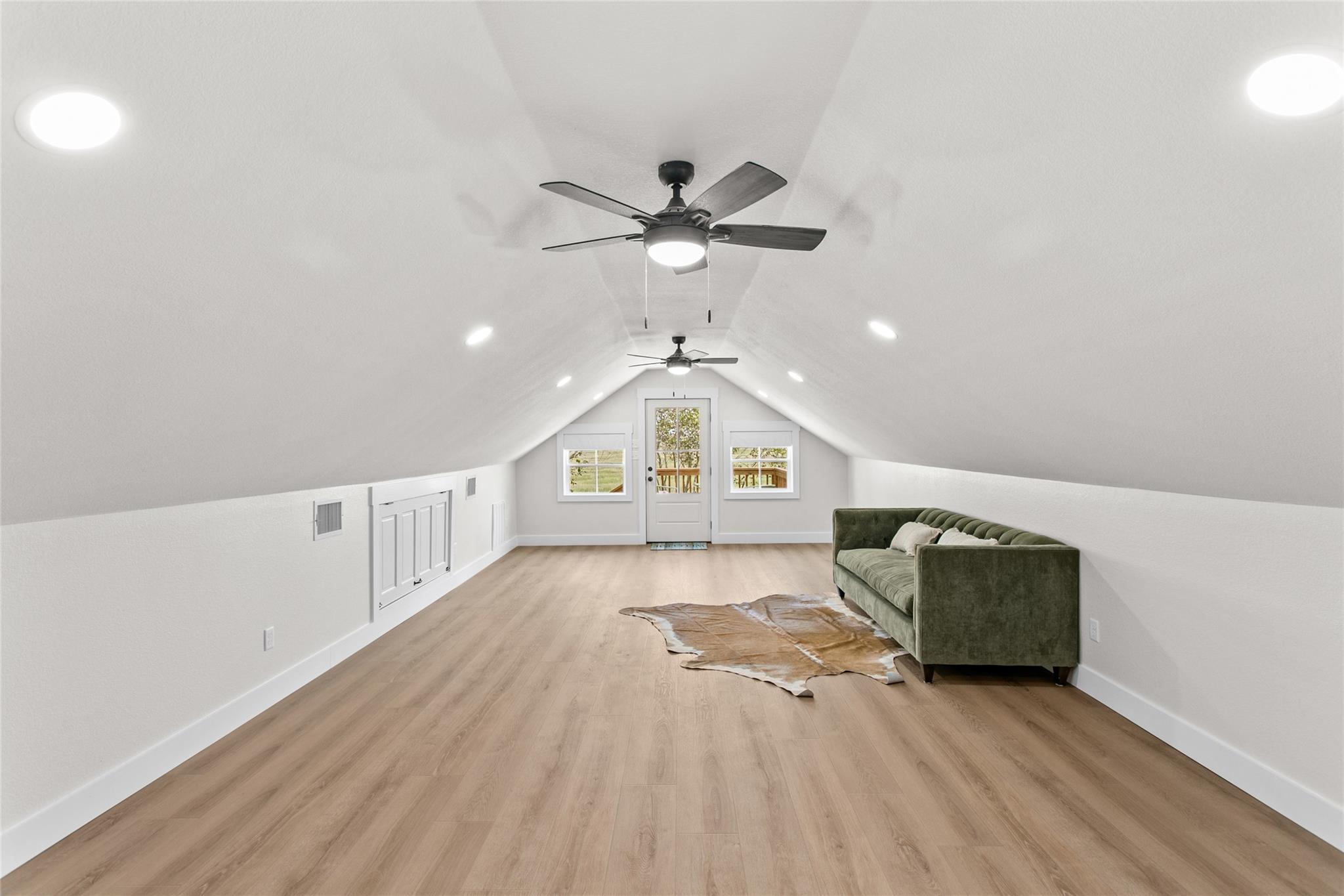 523 E Farm Market 1291, Round Top, TX 78954