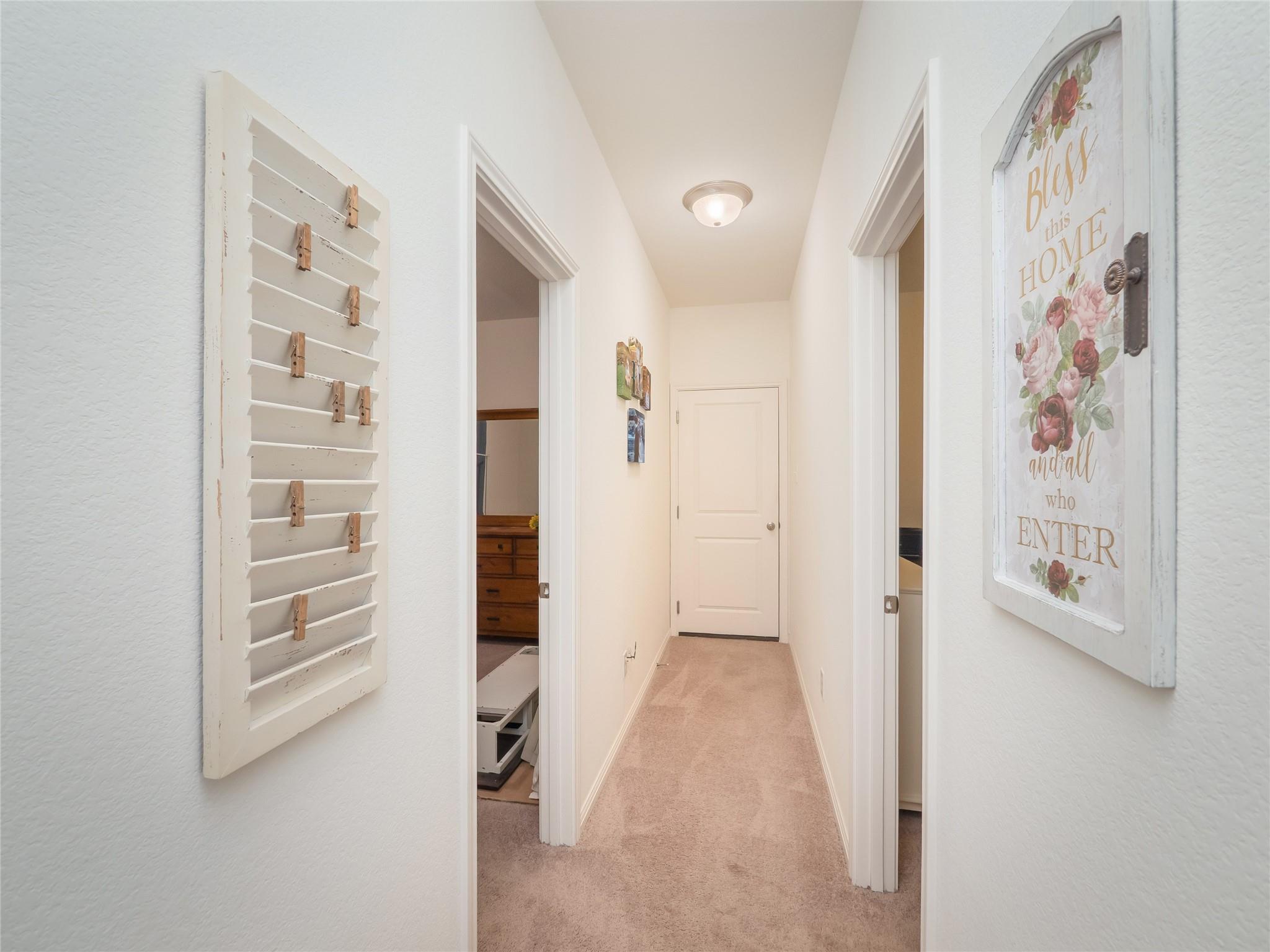 137 Hondo Gap Ln, Jarrell, TX 76537