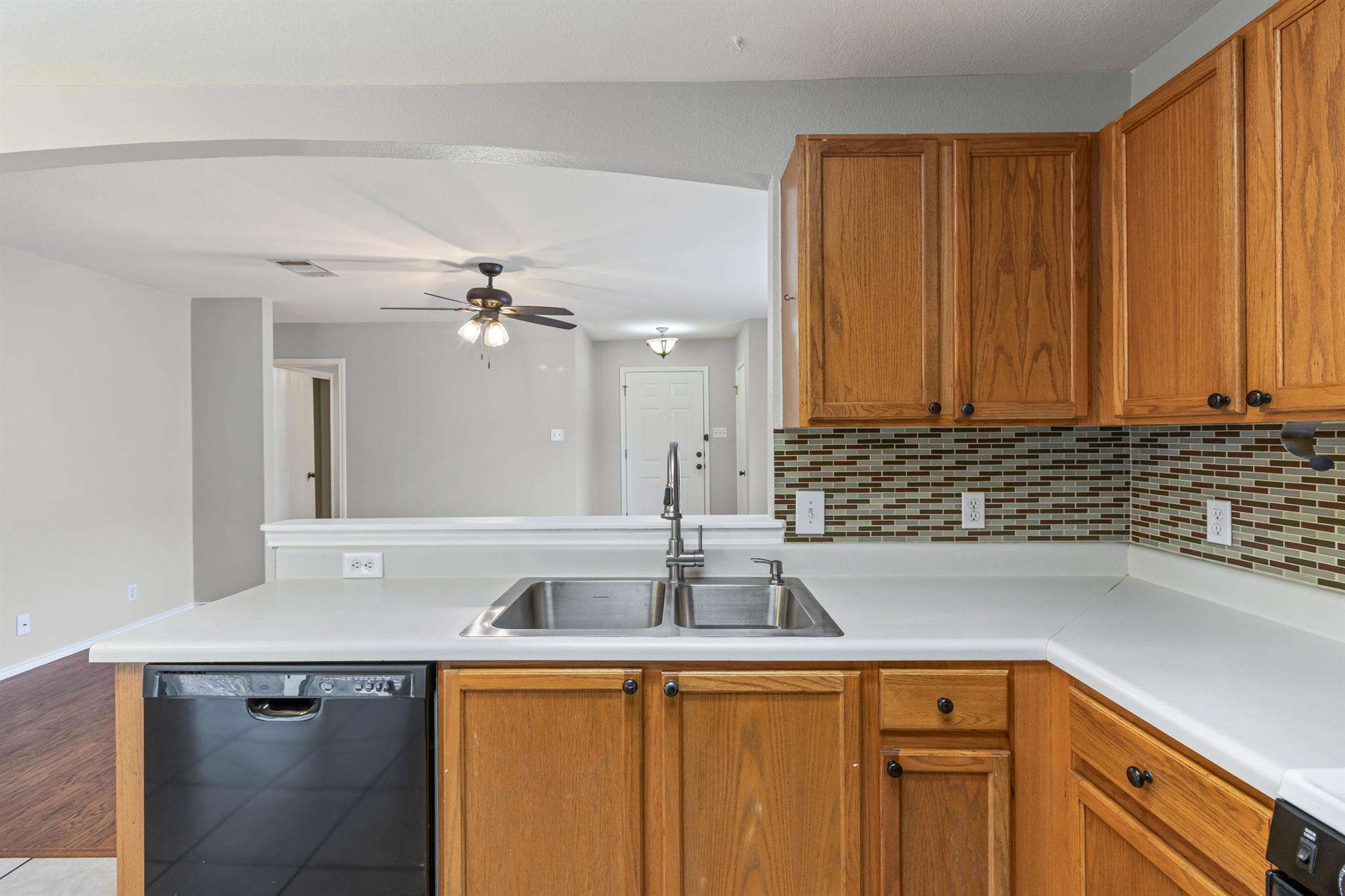 200 Stanford Dr, Leander, TX 78641