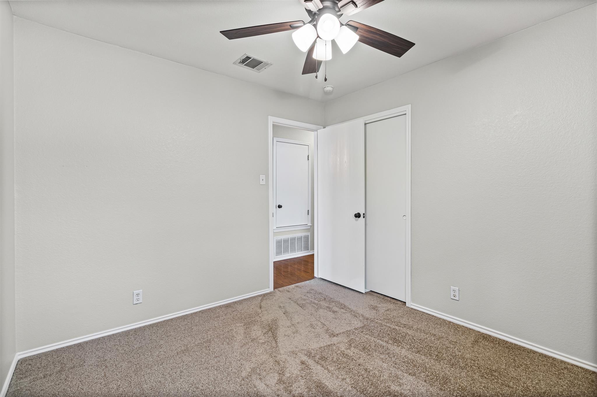 200 Stanford Dr, Leander, TX 78641