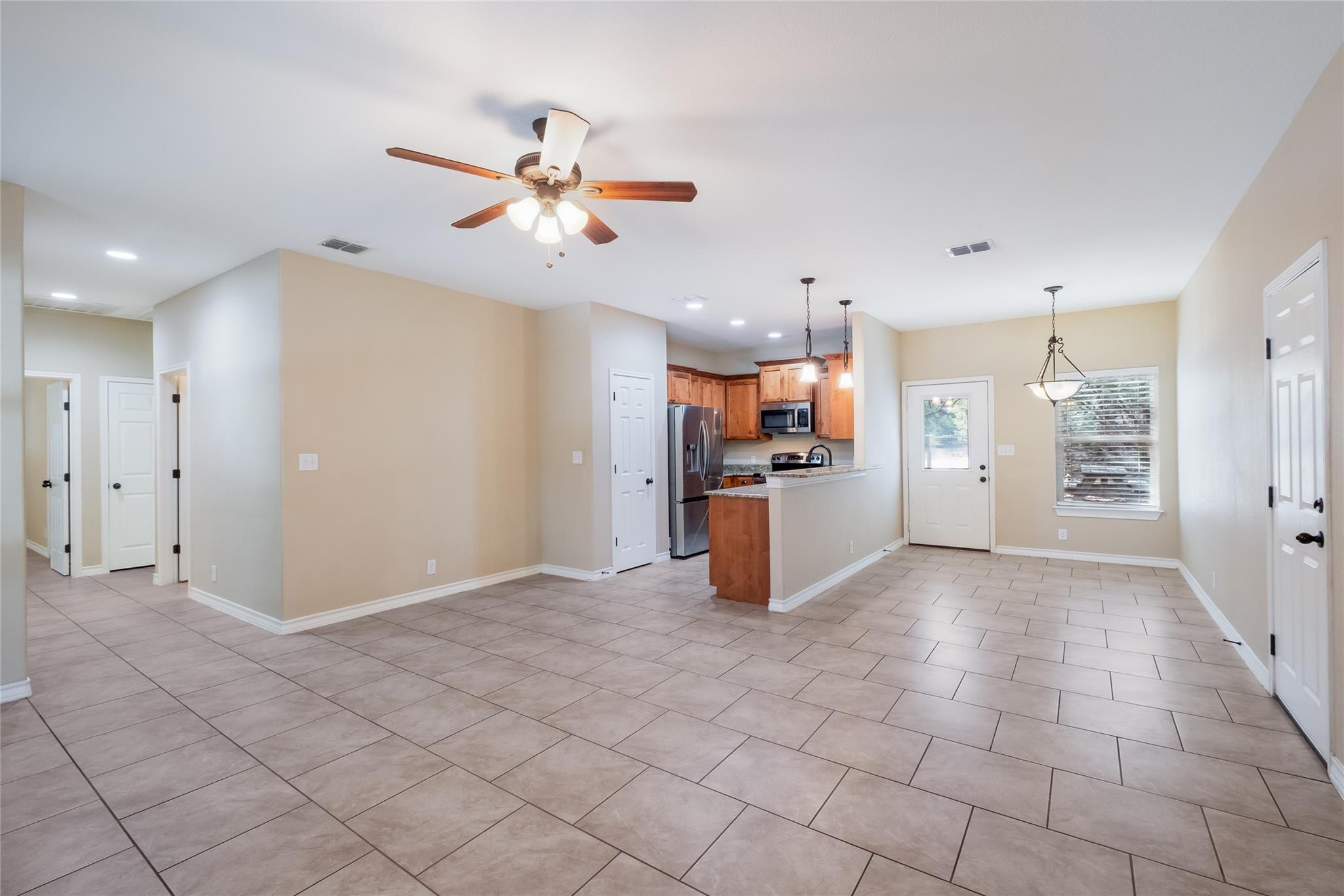 221 Legacy Rdg, Canyon Lake, TX 78133