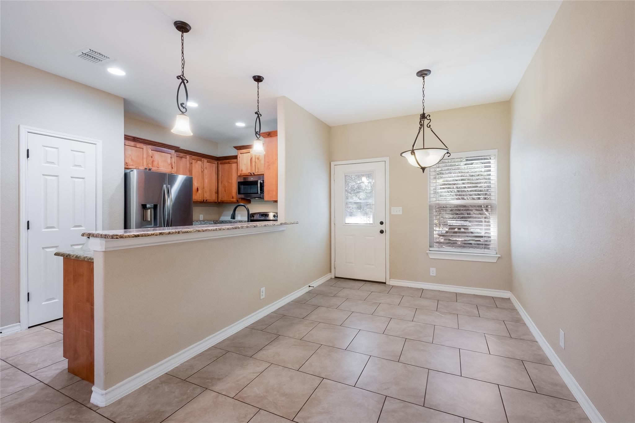 221 Legacy Rdg, Canyon Lake, TX 78133