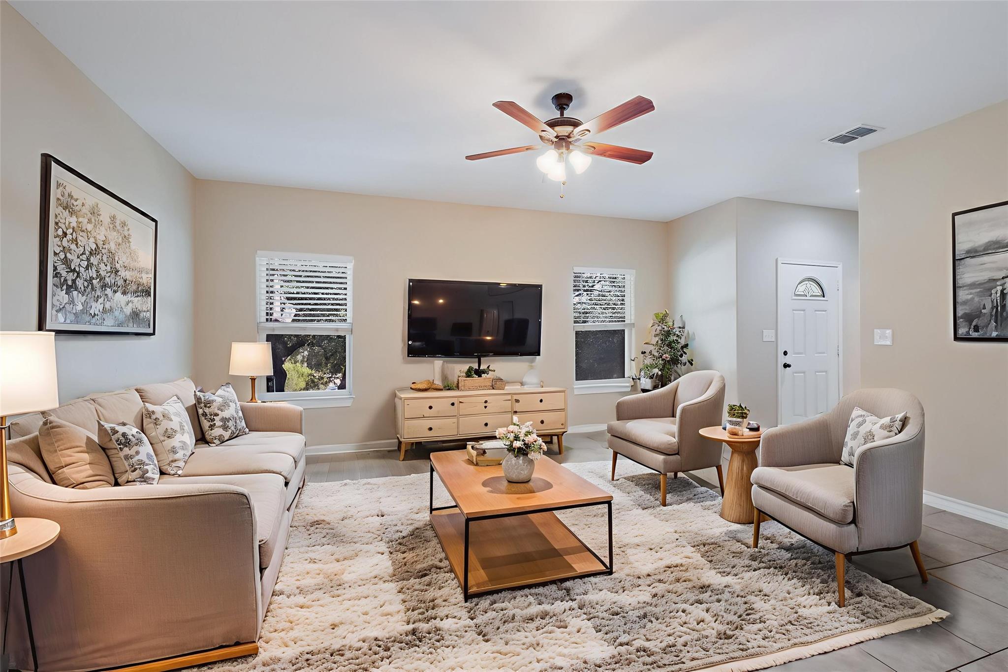 221 Legacy Rdg, Canyon Lake, TX 78133