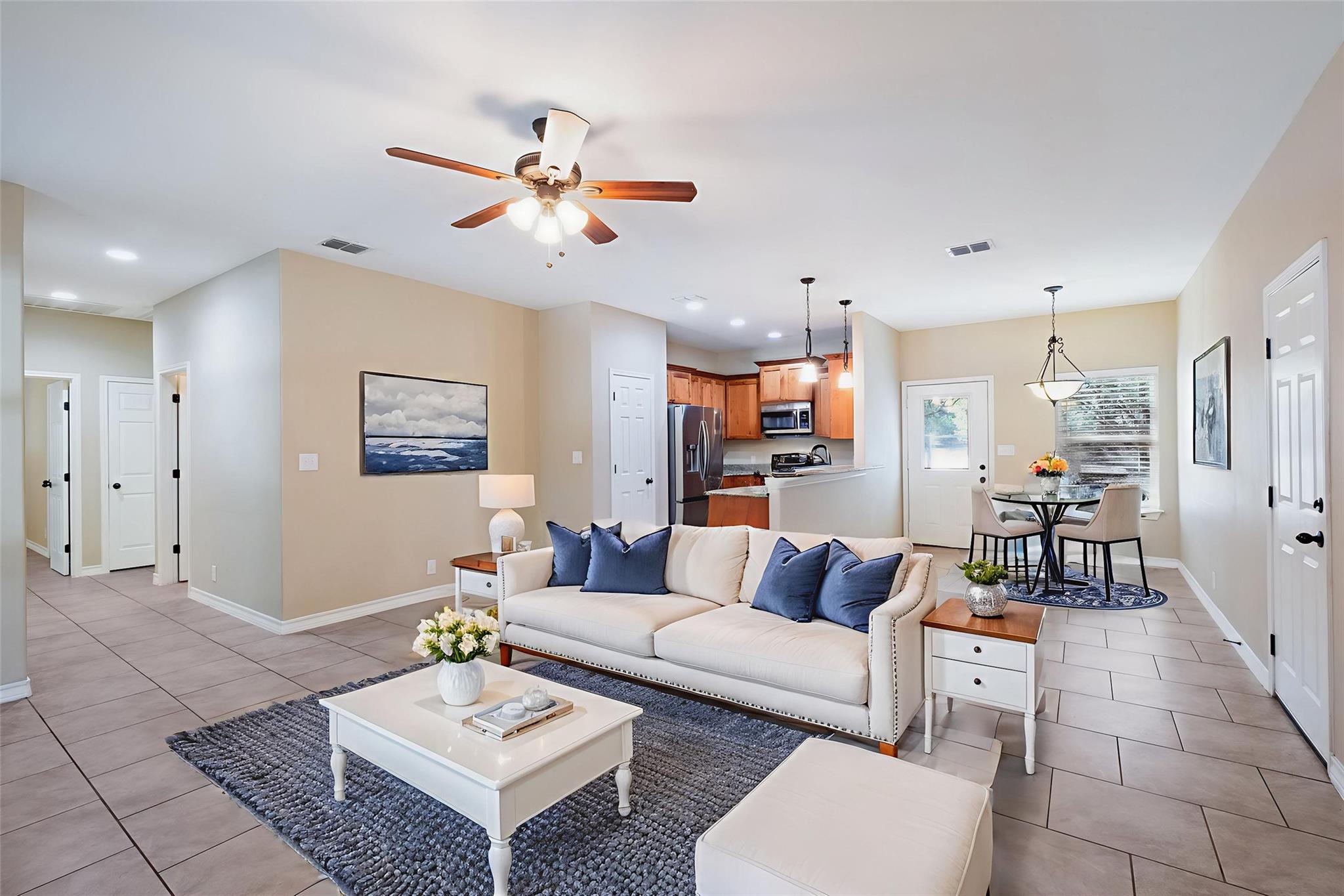 221 Legacy Rdg, Canyon Lake, TX 78133