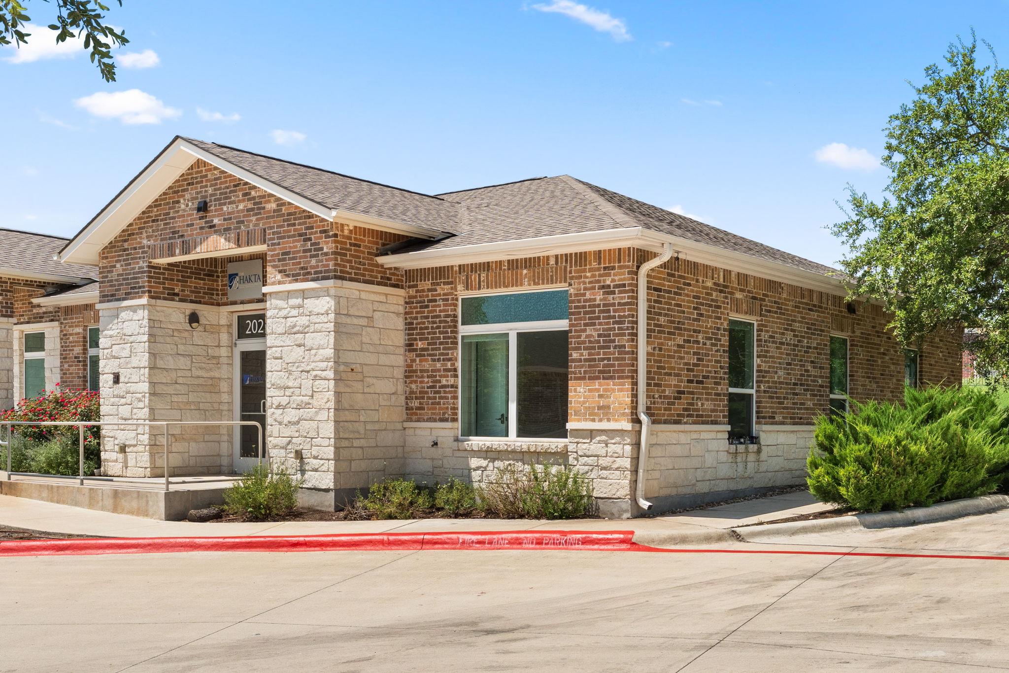 3309 Forest Creek Dr # 203, Round Rock, TX 78664