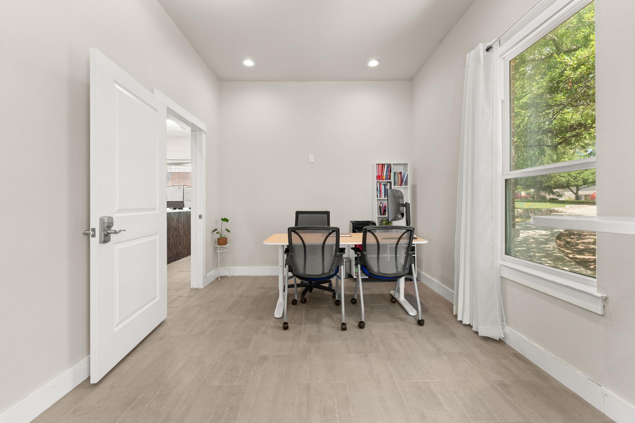 3309 Forest Creek Dr # 203, Round Rock, TX 78664