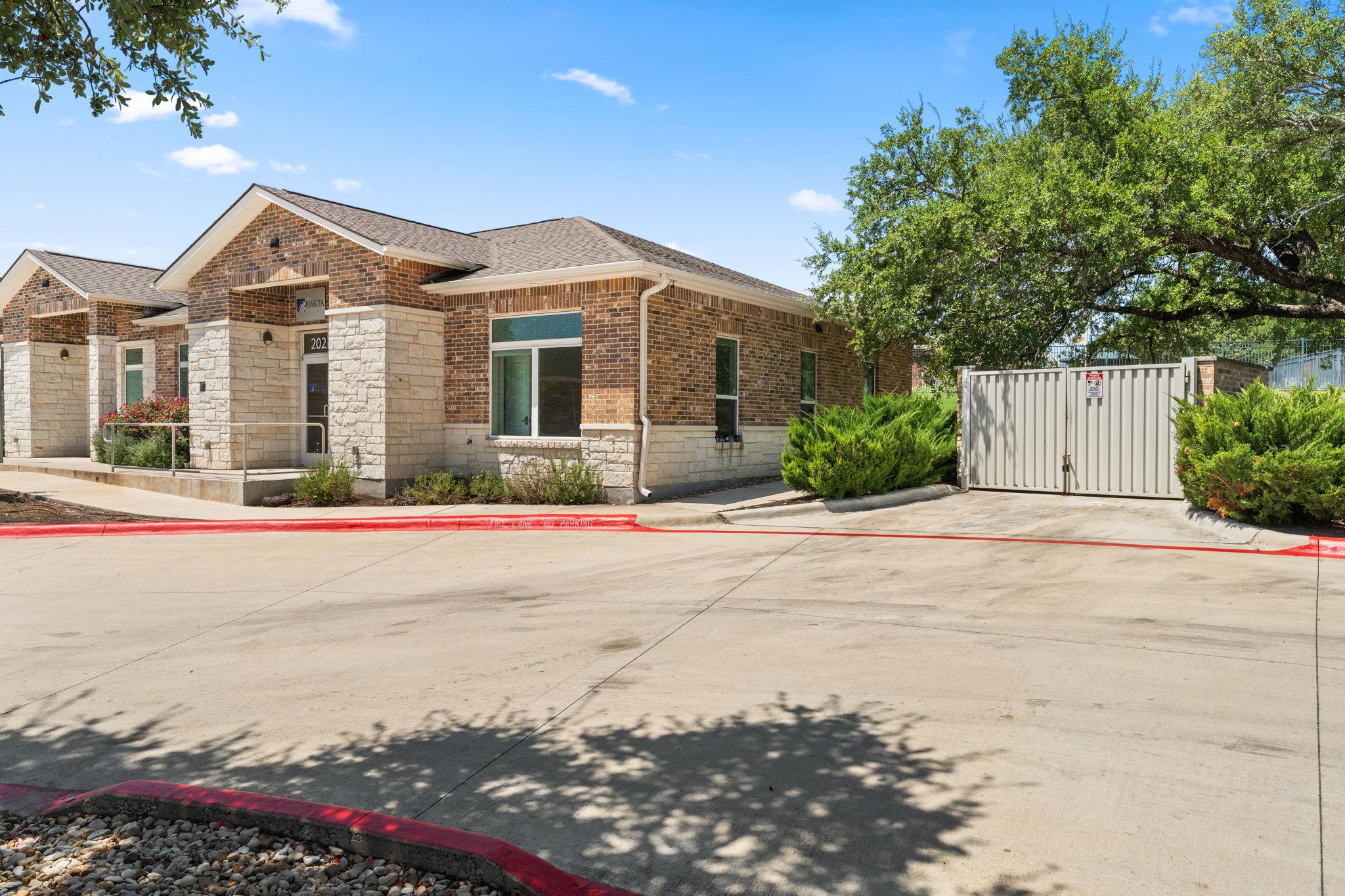 3309 Forest Creek Dr # 203, Round Rock, TX 78664