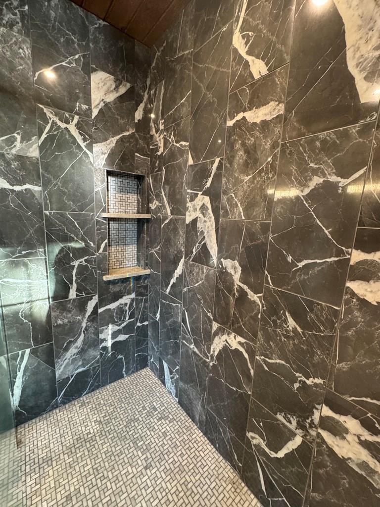 772 Luckenbach Rd, Fredericksburg, TX 78624