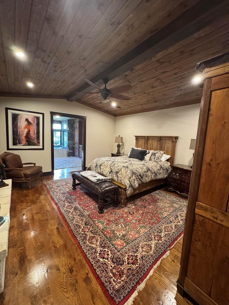 772 Luckenbach Rd, Fredericksburg, TX 78624