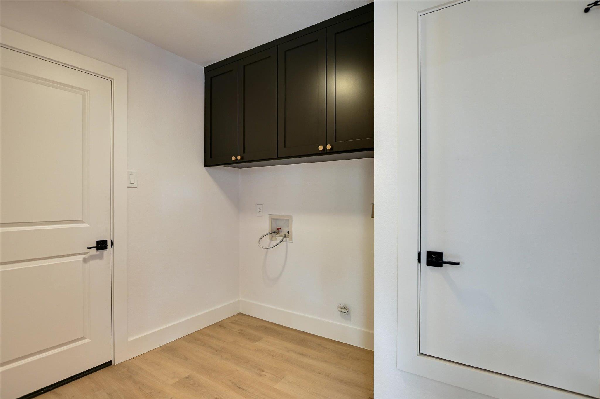 8300 Washita Dr, Austin, TX 78749