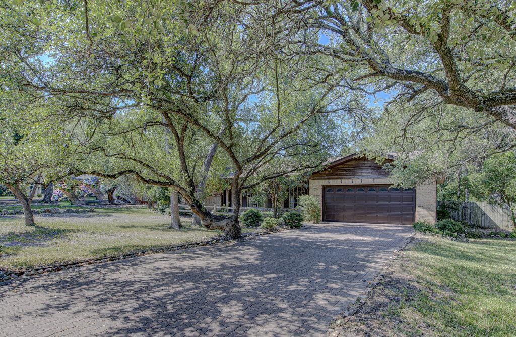 8205 Cliffview Dr, Austin, TX 78759
