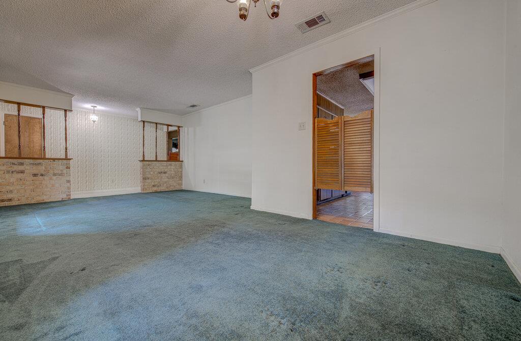 8205 Cliffview Dr, Austin, TX 78759