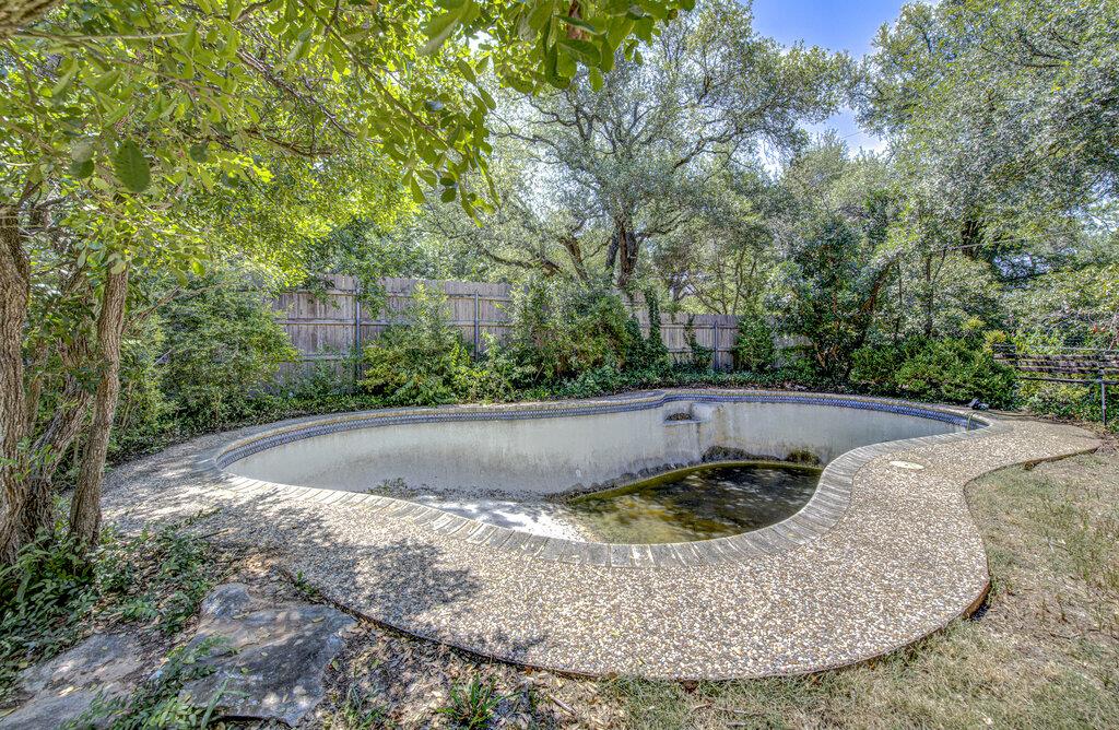 8205 Cliffview Dr, Austin, TX 78759