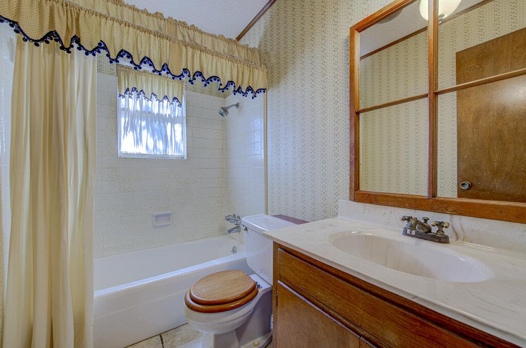 8205 Cliffview Dr, Austin, TX 78759