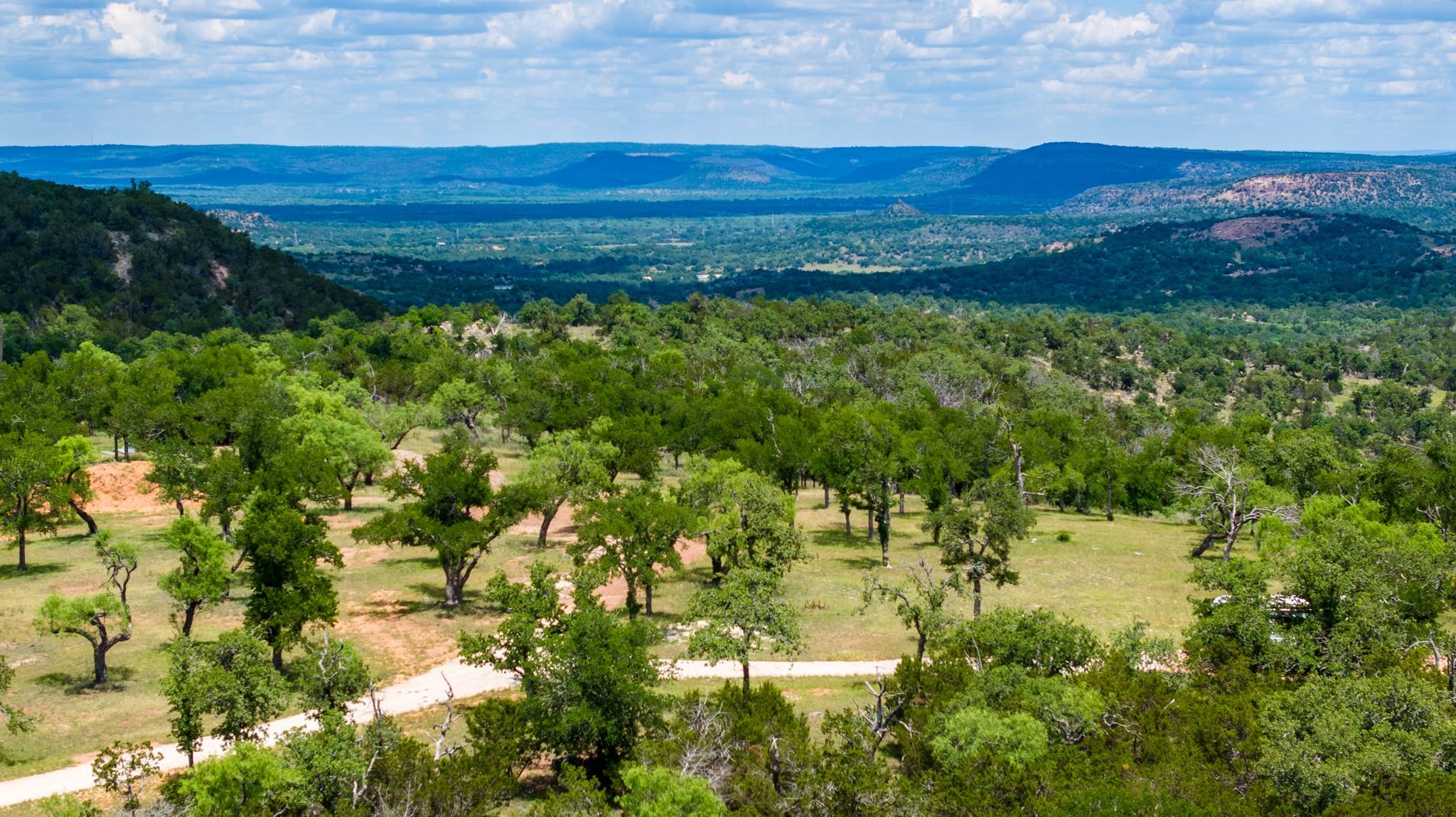 520 Isaacs Mountain Rd, Willow City, TX 78675