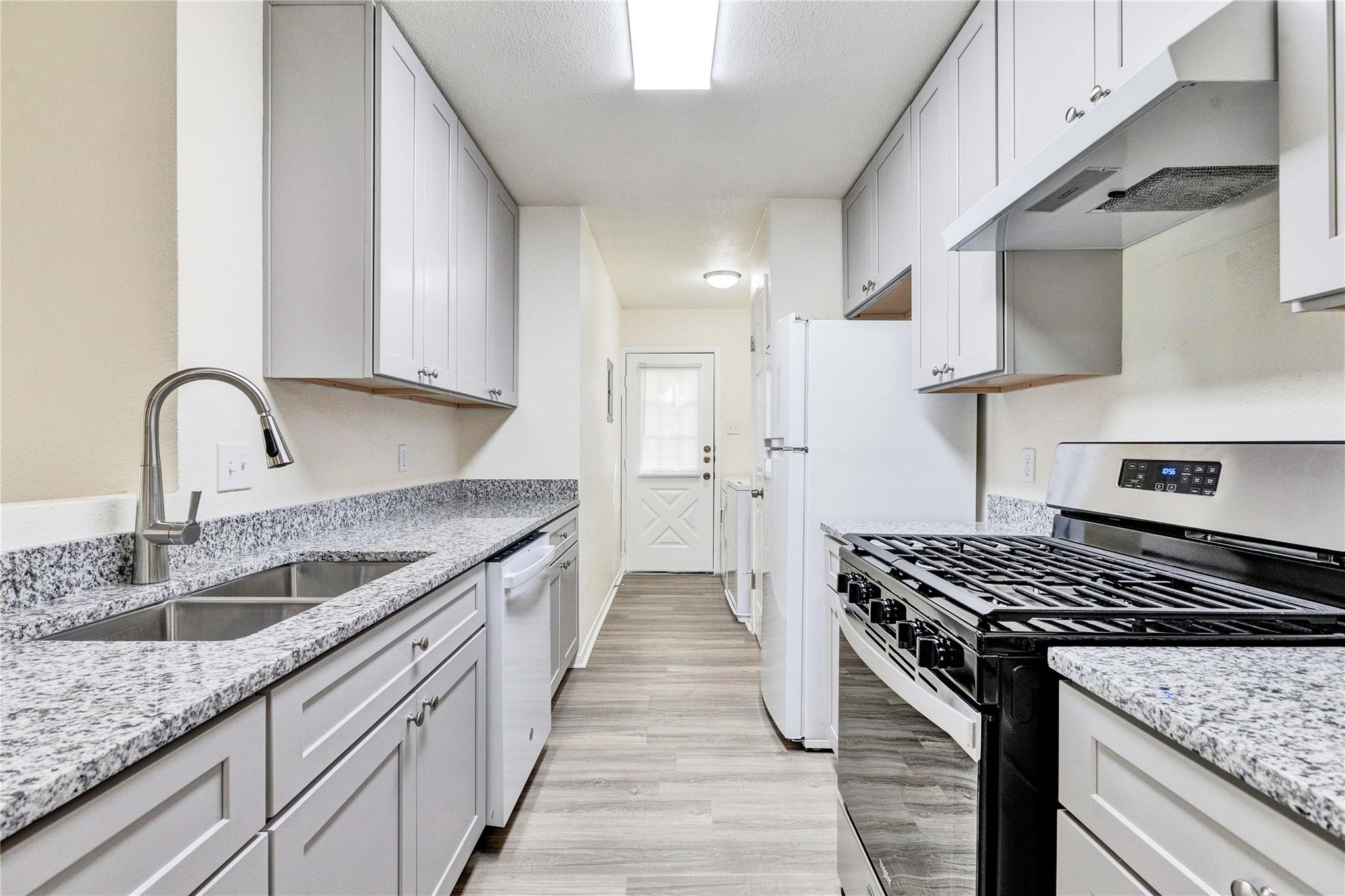 418 Parkhill Cv # 418, Round Rock, TX 78664