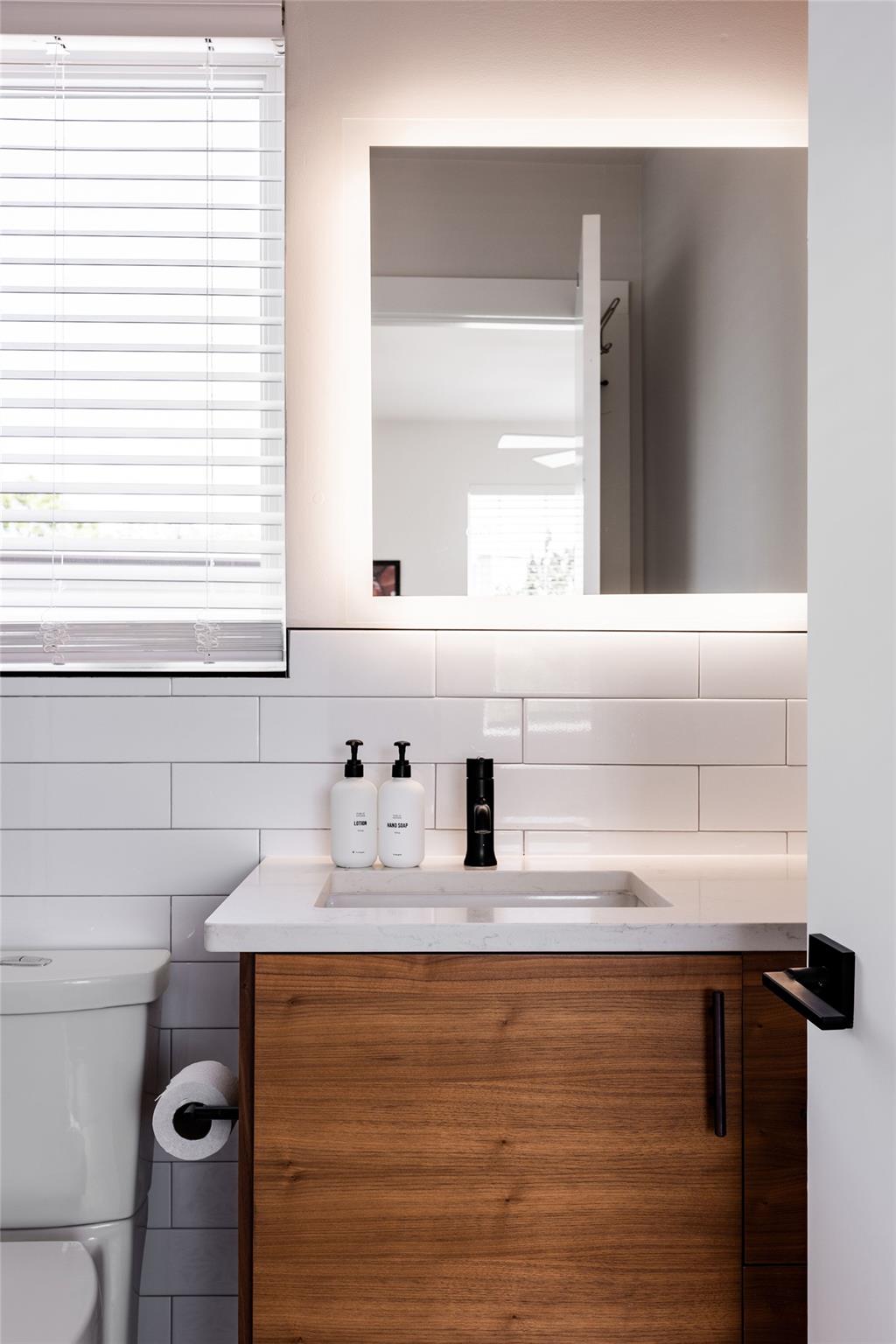 708 Chicon St # 2, Austin, TX 78702