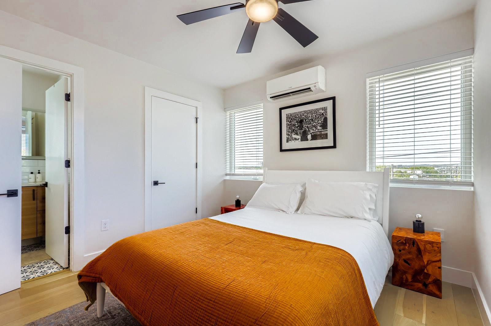 708 Chicon St # 2, Austin, TX 78702