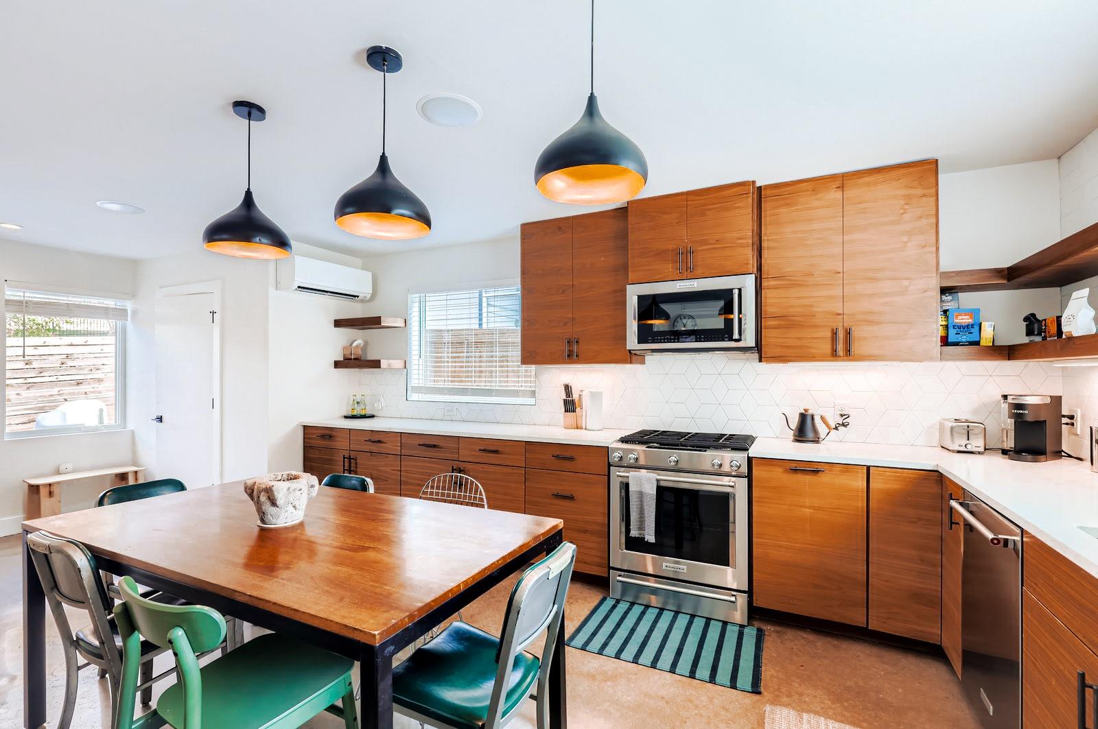 708 Chicon St # 2, Austin, TX 78702