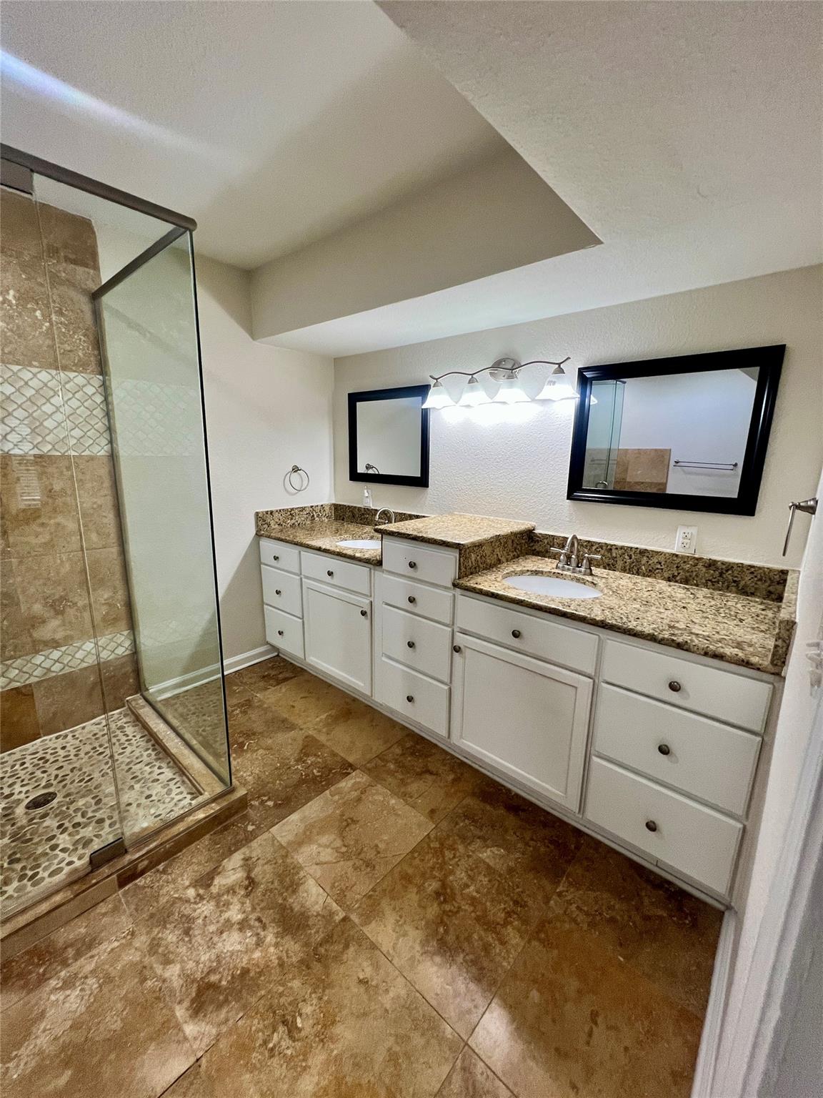 1902 Karen Ave, Austin, TX 78757