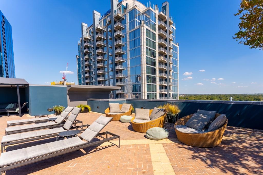 54 Rainey St # 1122, Austin, TX 78701