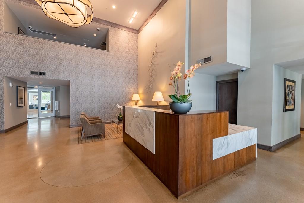 54 Rainey St # 1122, Austin, TX 78701