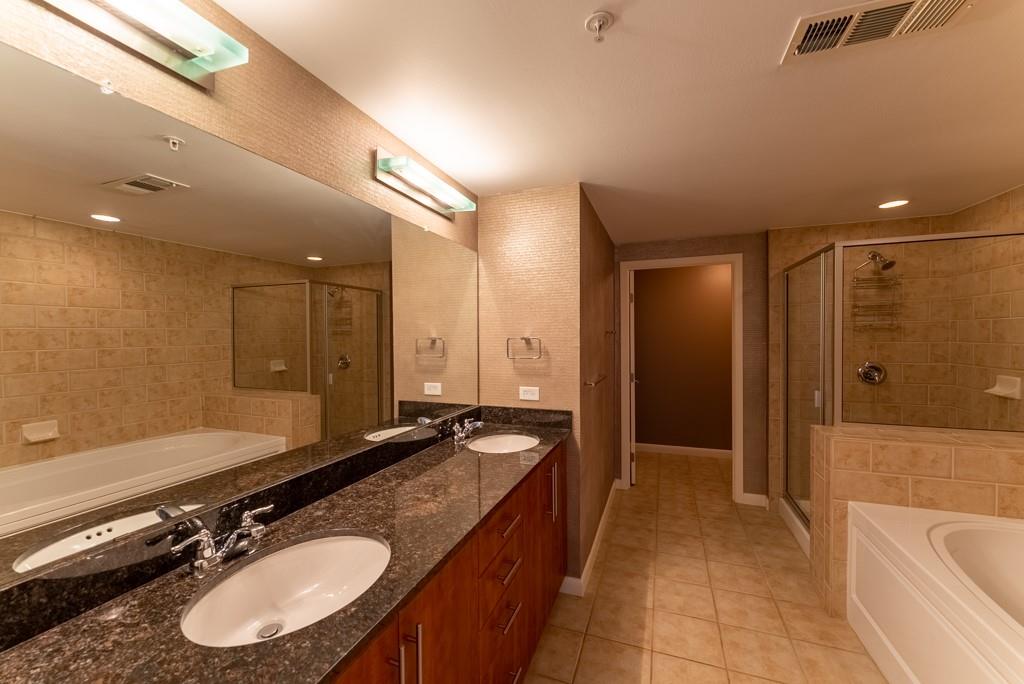 54 Rainey St # 1122, Austin, TX 78701