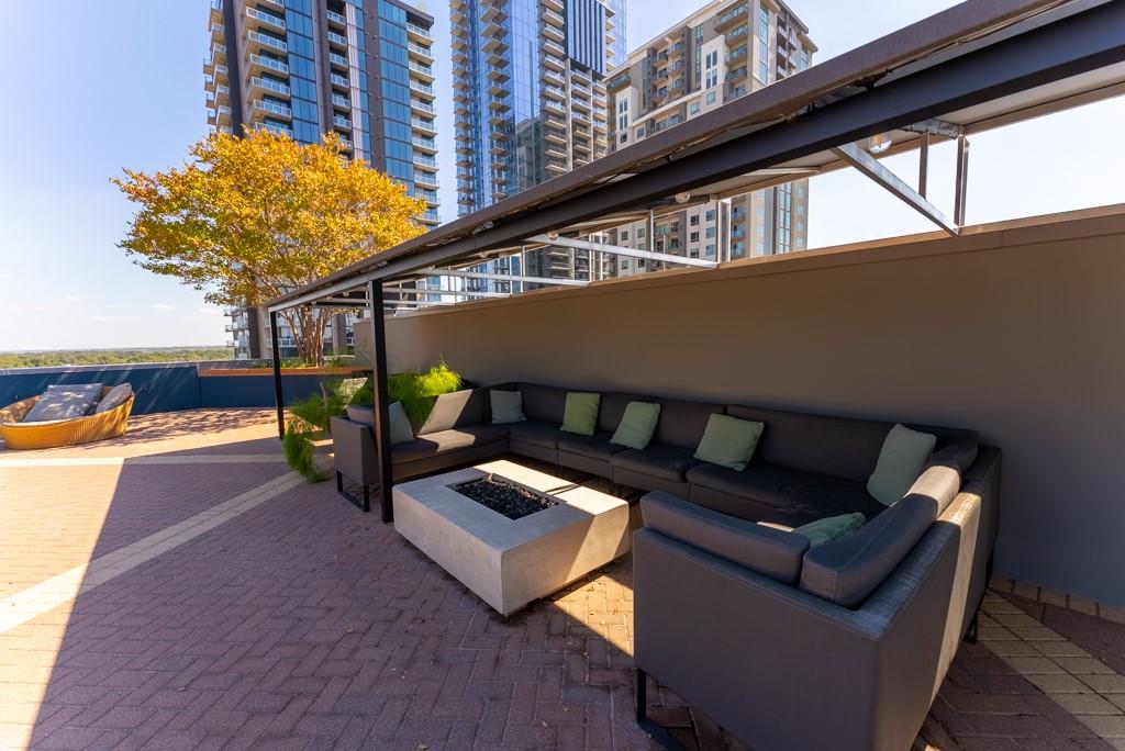 54 Rainey St # 1122, Austin, TX 78701