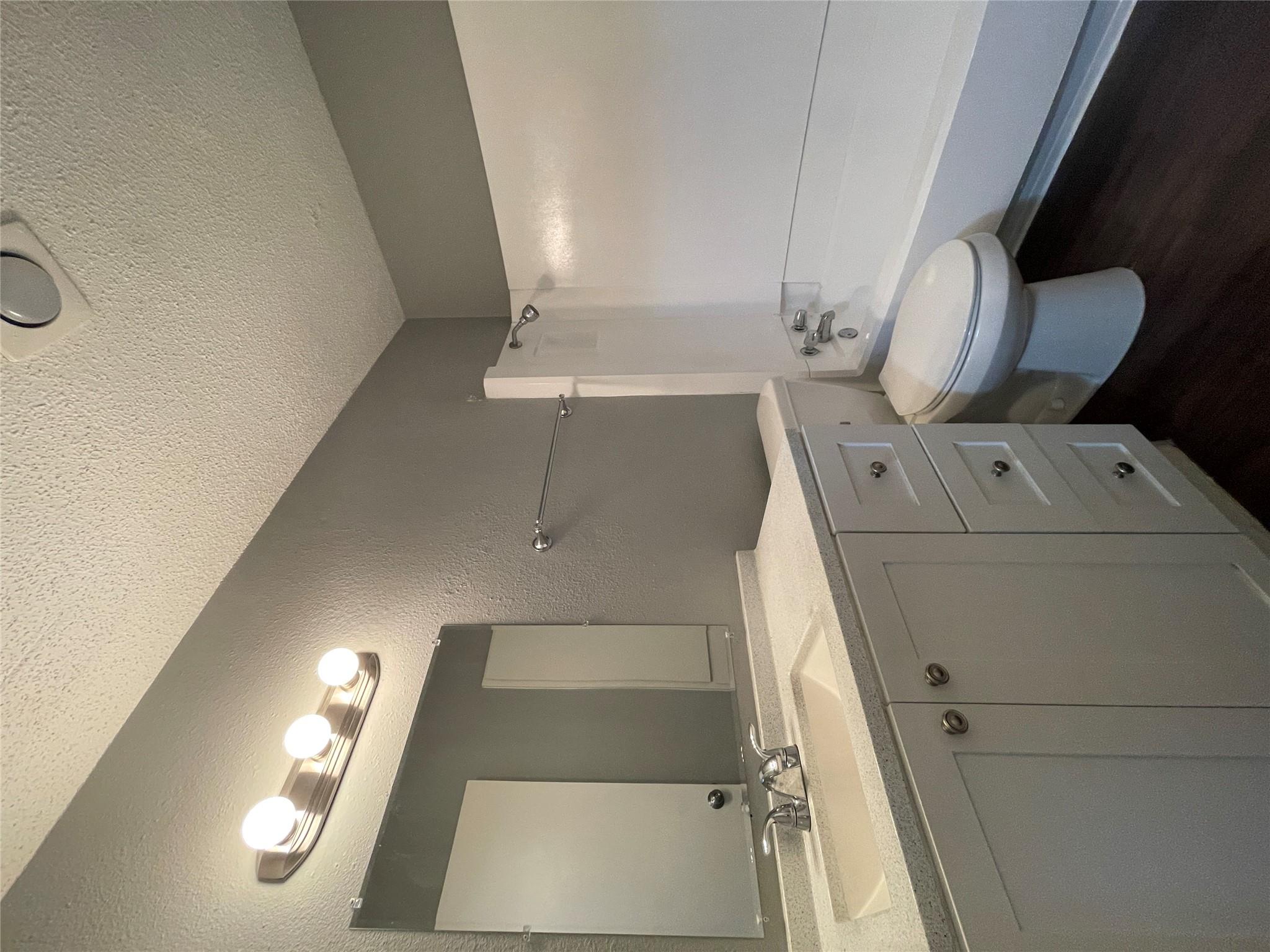 1111 Sunrise Rd # 14, Round Rock, TX 78664