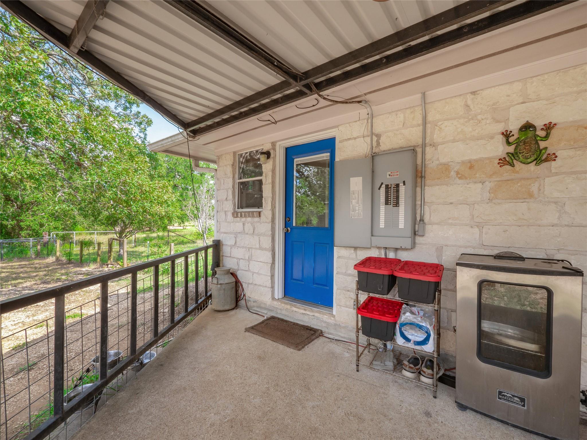 1650 County Road 439, Thorndale, TX 76577