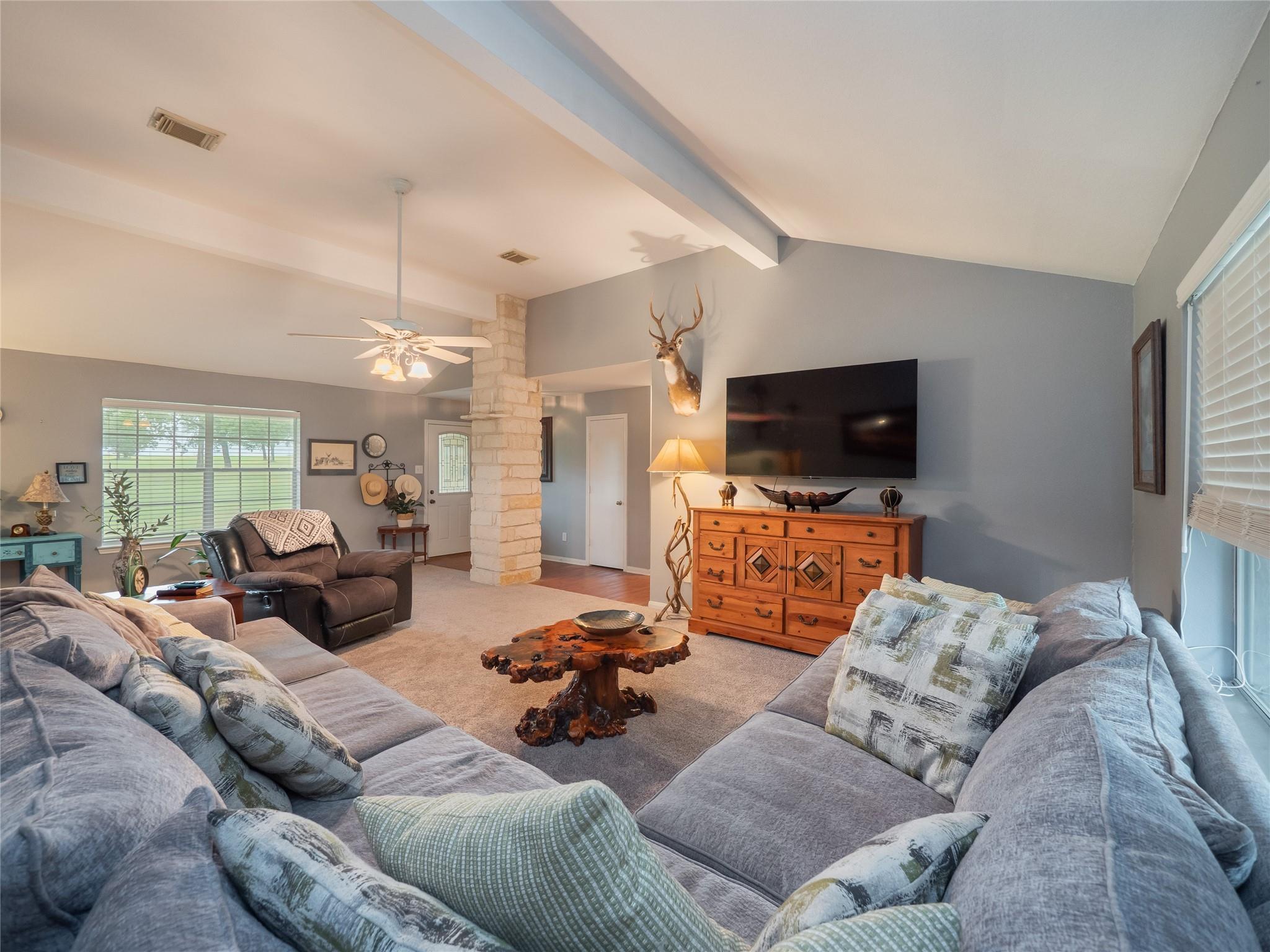 1650 County Road 439, Thorndale, TX 76577