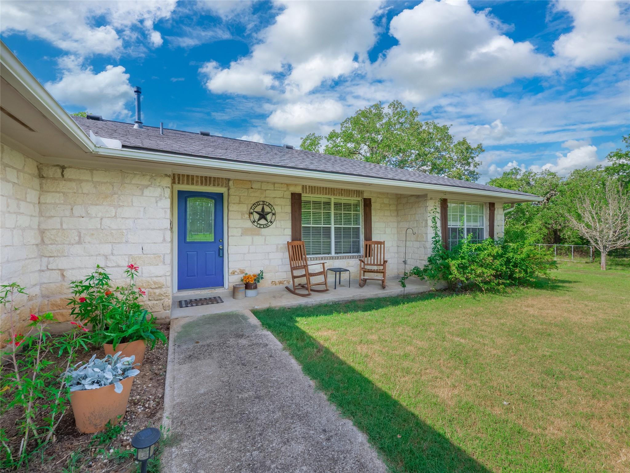 1650 County Road 439, Thorndale, TX 76577