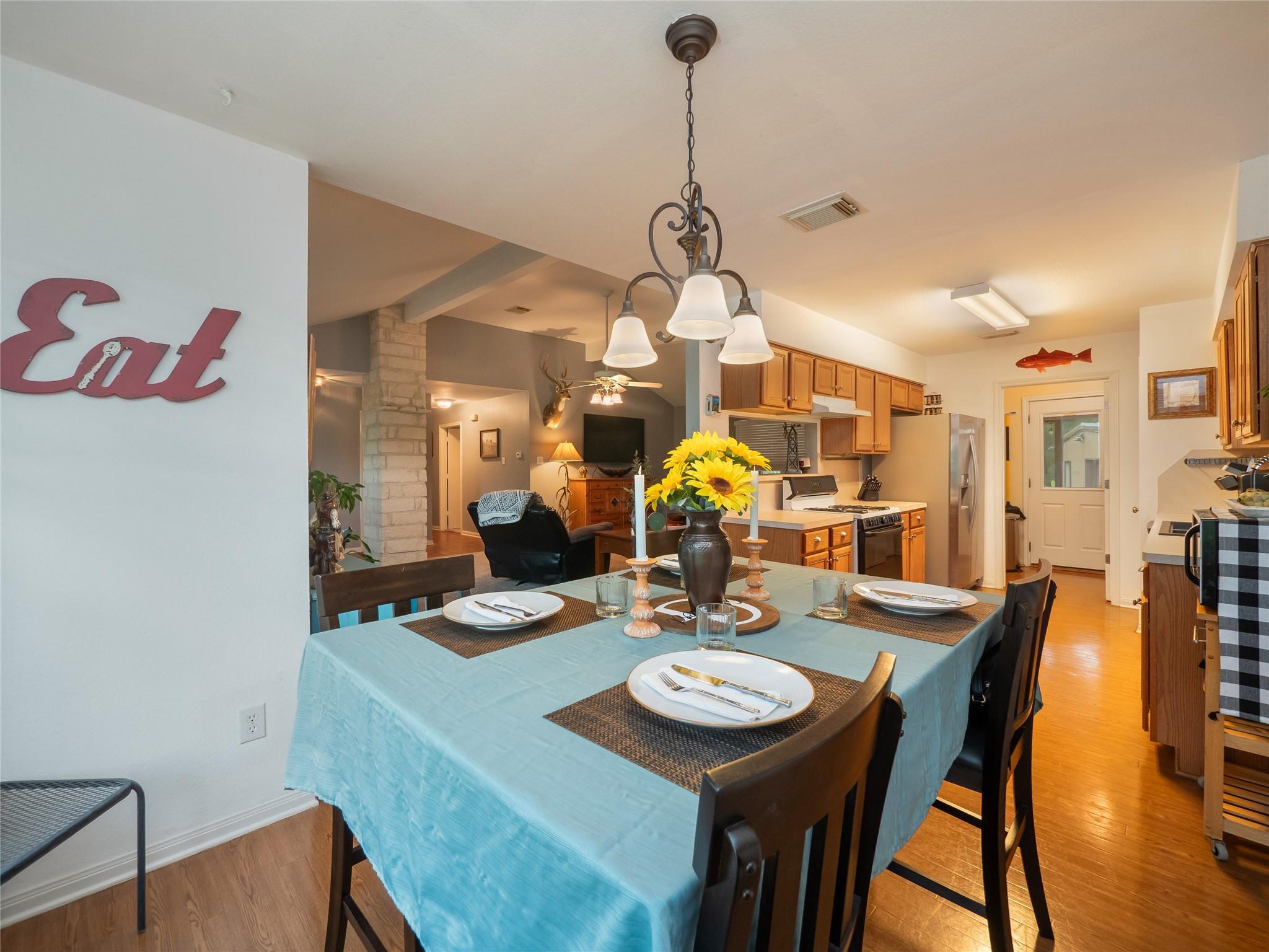 1650 County Road 439, Thorndale, TX 76577