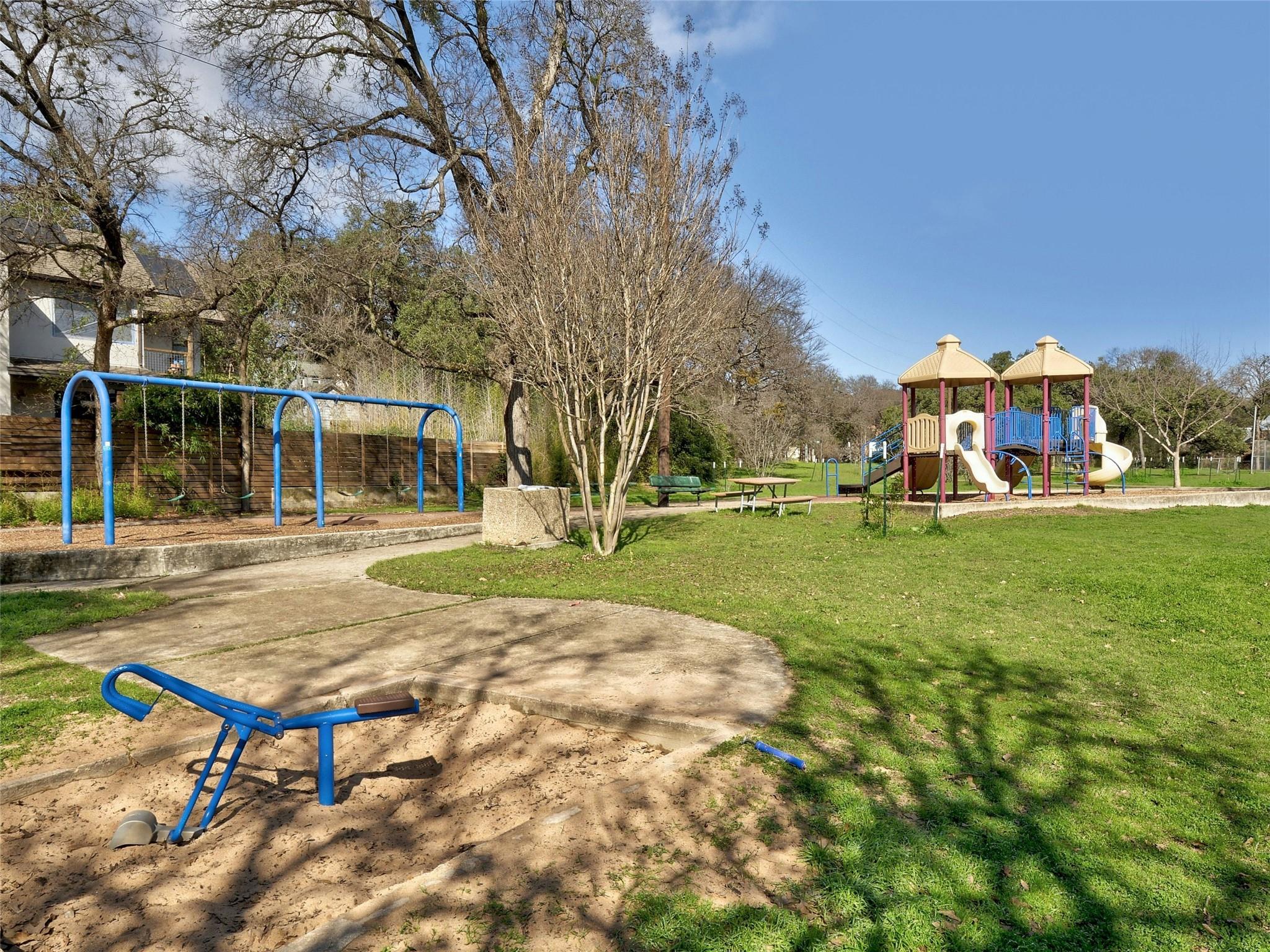 2400 Winsted Ln, Austin, TX 78703