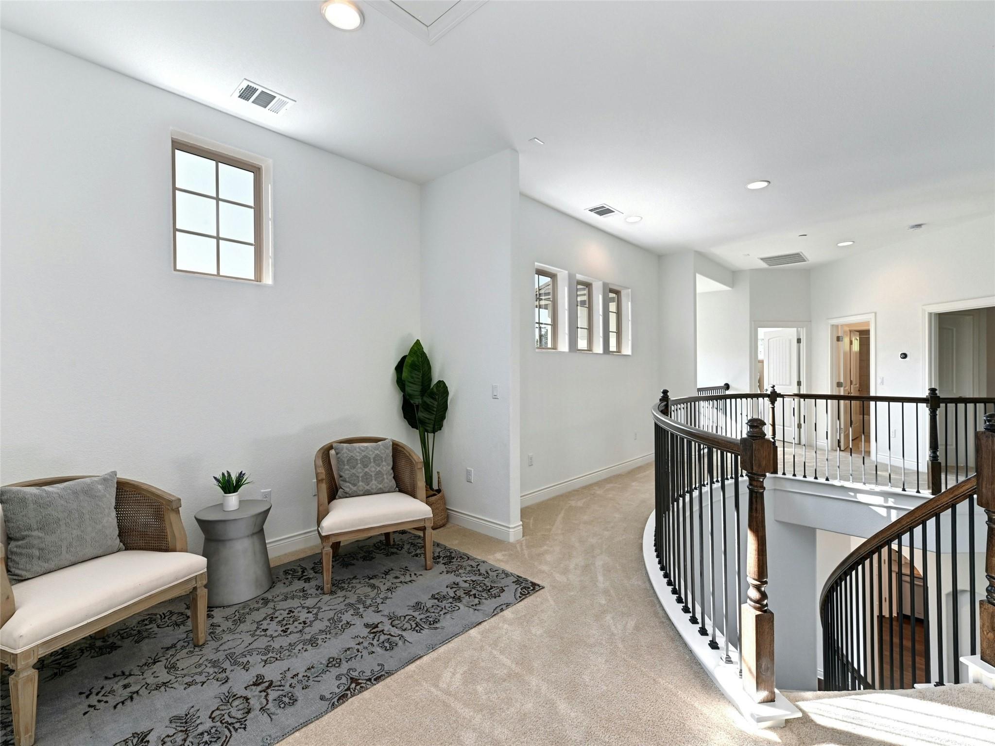 2400 Winsted Ln, Austin, TX 78703