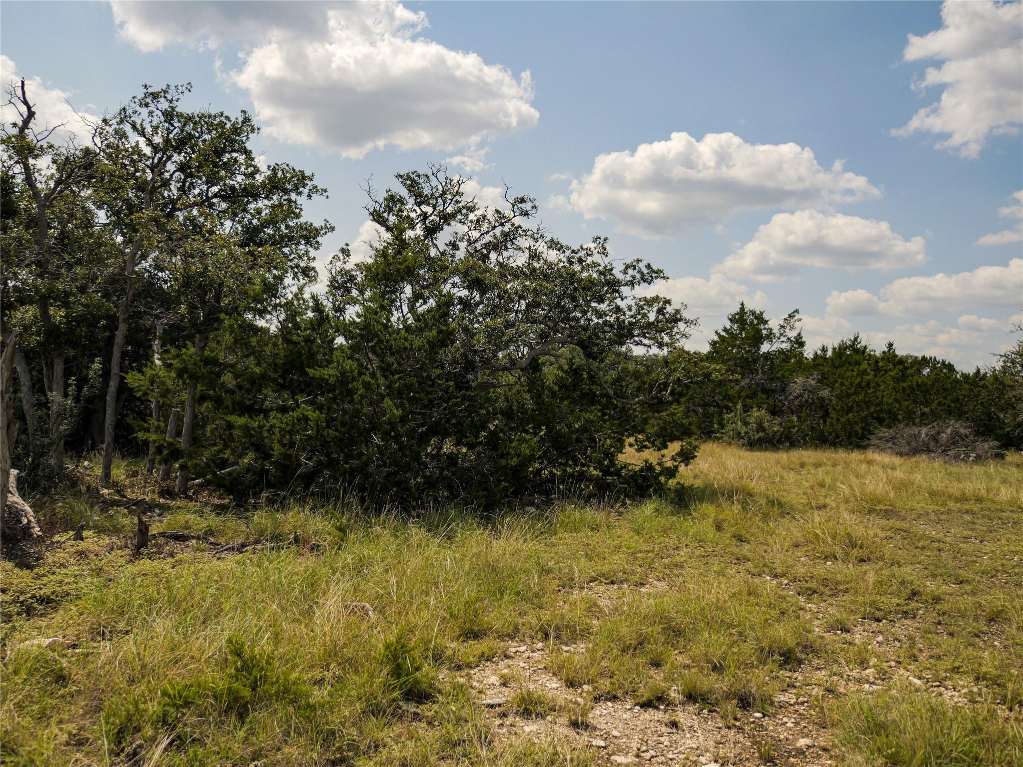 39 Buckskin Path, Fredericksburg, TX 78624