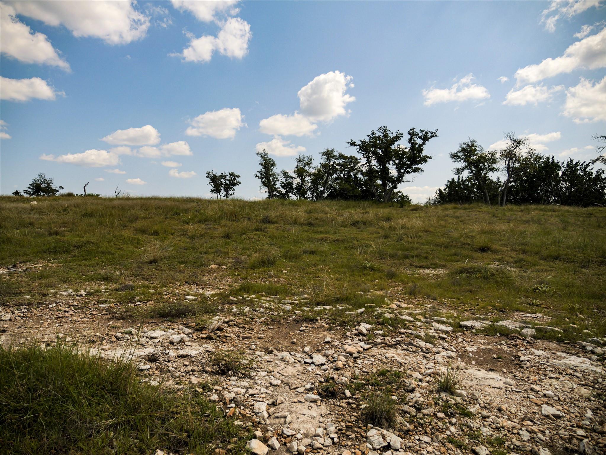 39 Buckskin Path, Fredericksburg, TX 78624