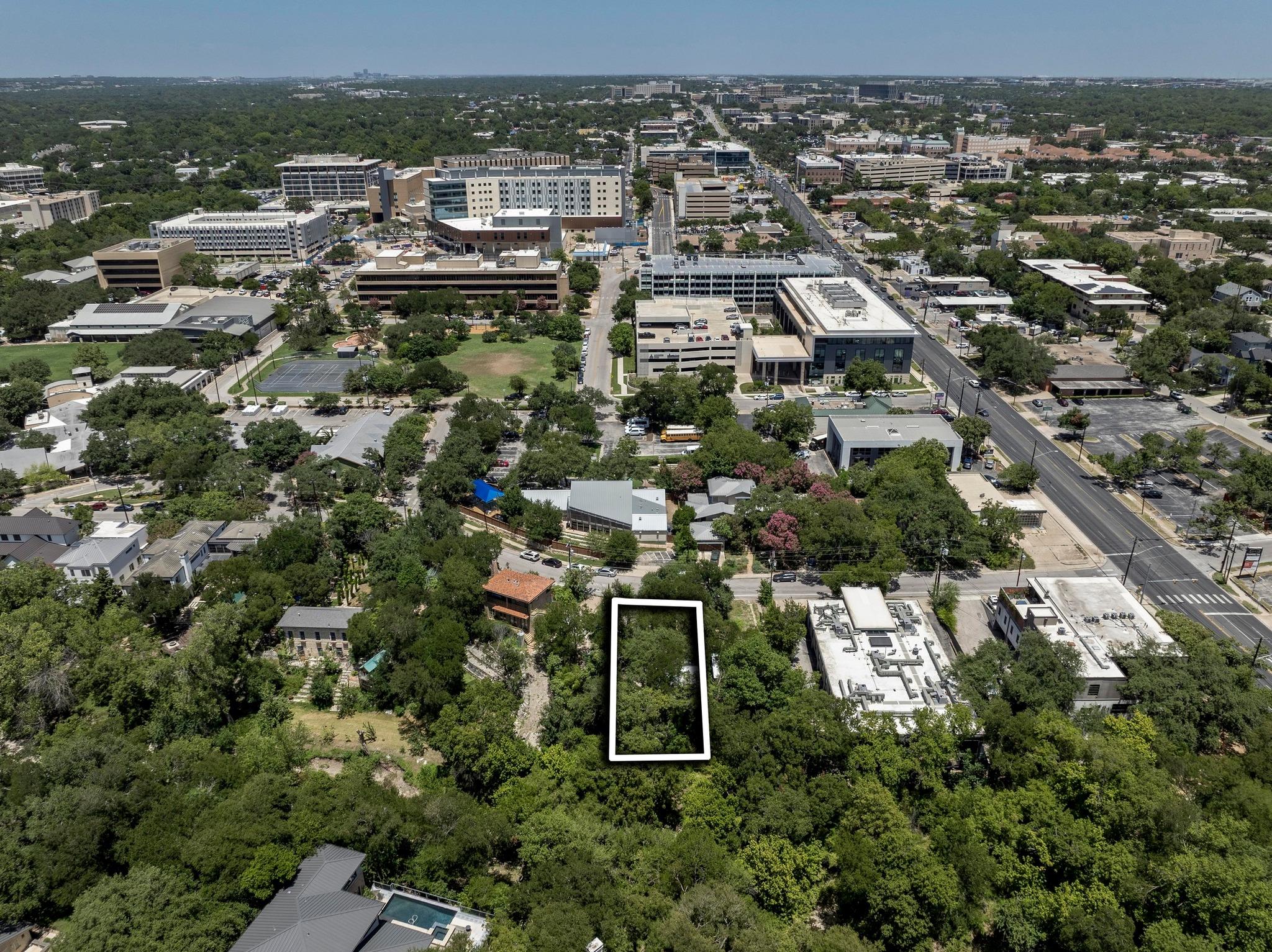 1017 W 31st St, Austin, TX 78705