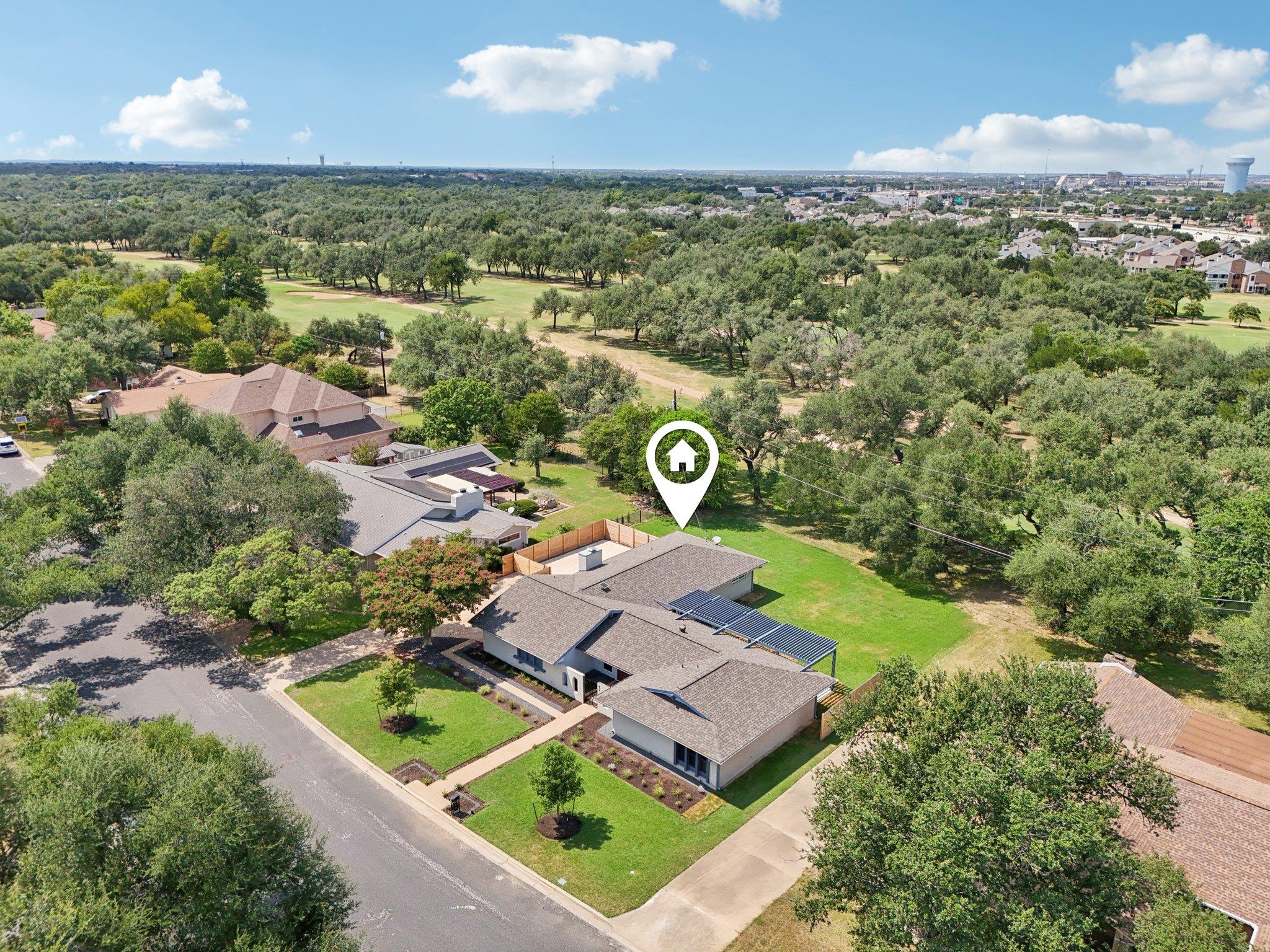 8704 Balcones Club Dr, Austin, TX 78750