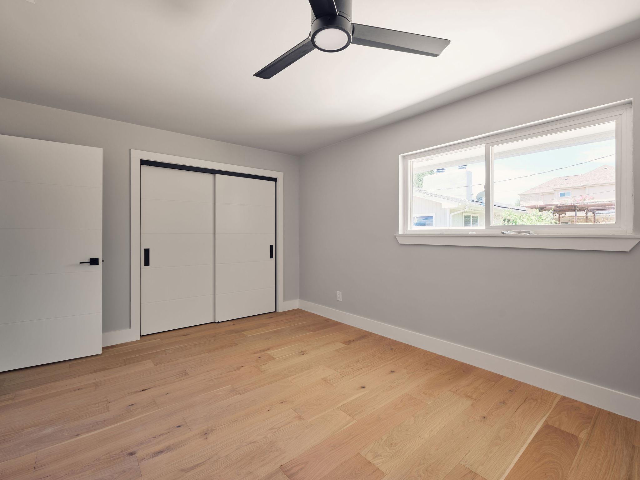 8704 Balcones Club Dr, Austin, TX 78750