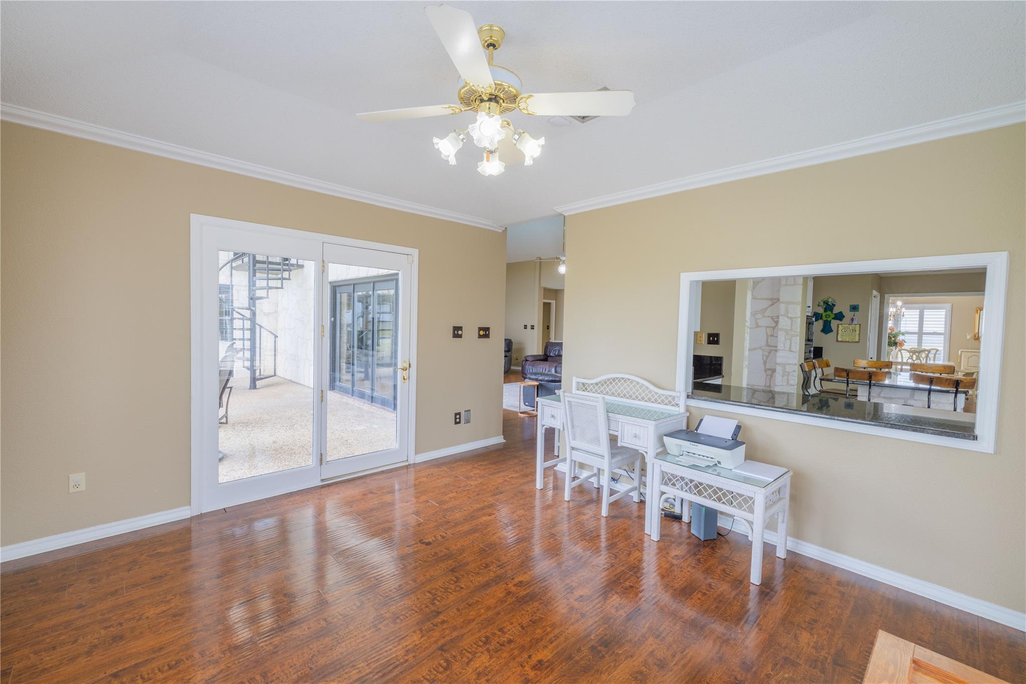 1460 E State Highway 87, Nixon, TX 78140