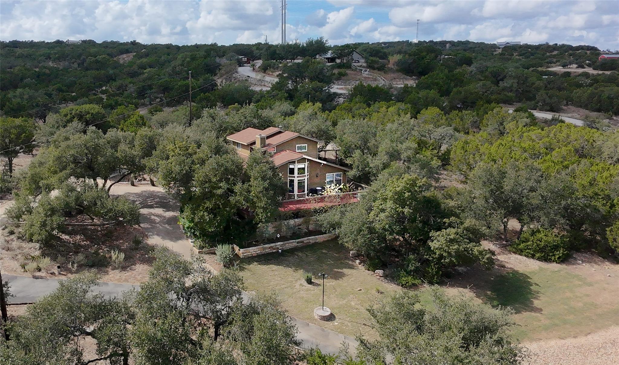 21201 Kathy Ln, Spicewood, TX 78669