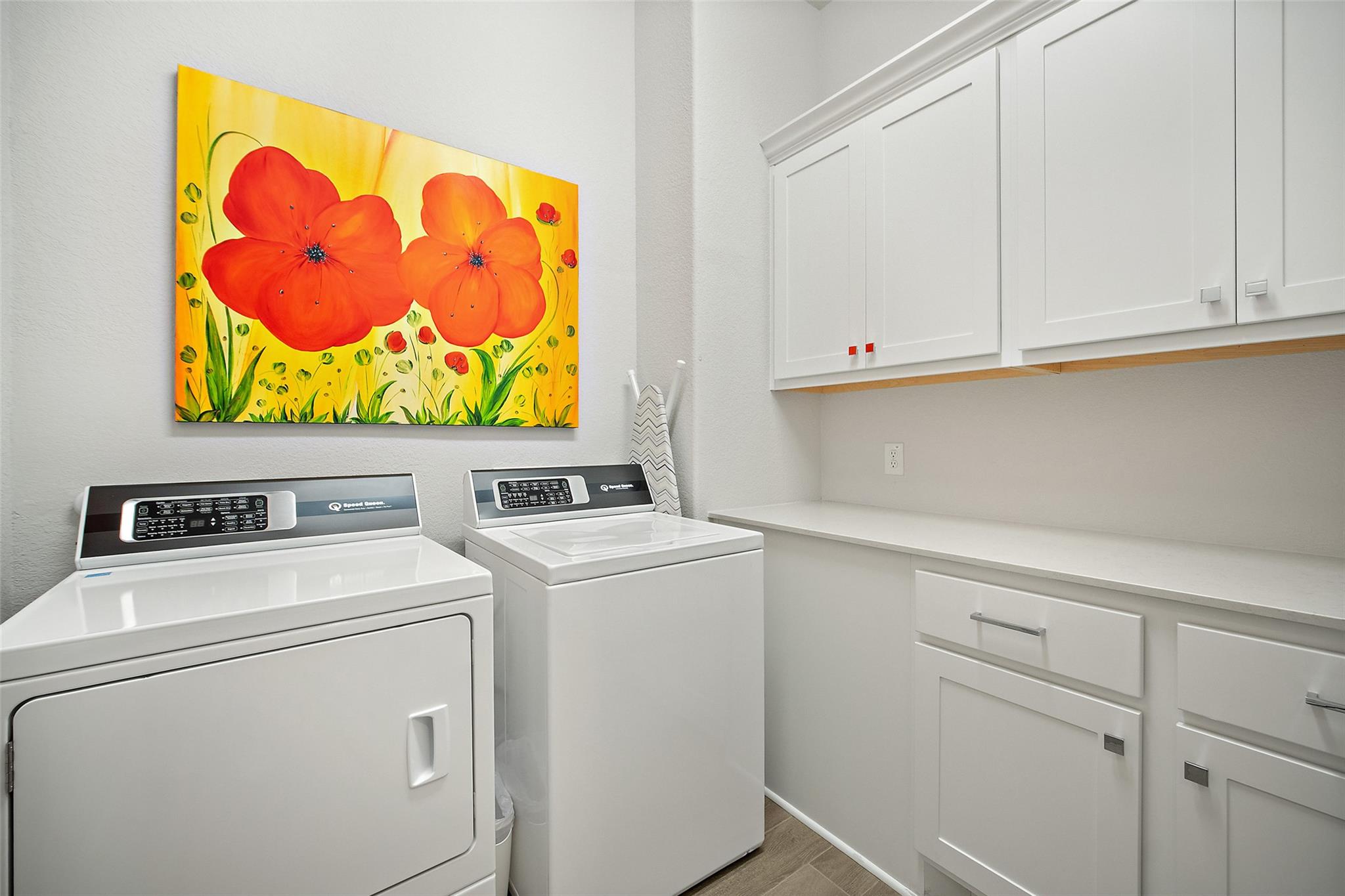 165 Lunar Loop, Dripping Springs, TX 78737